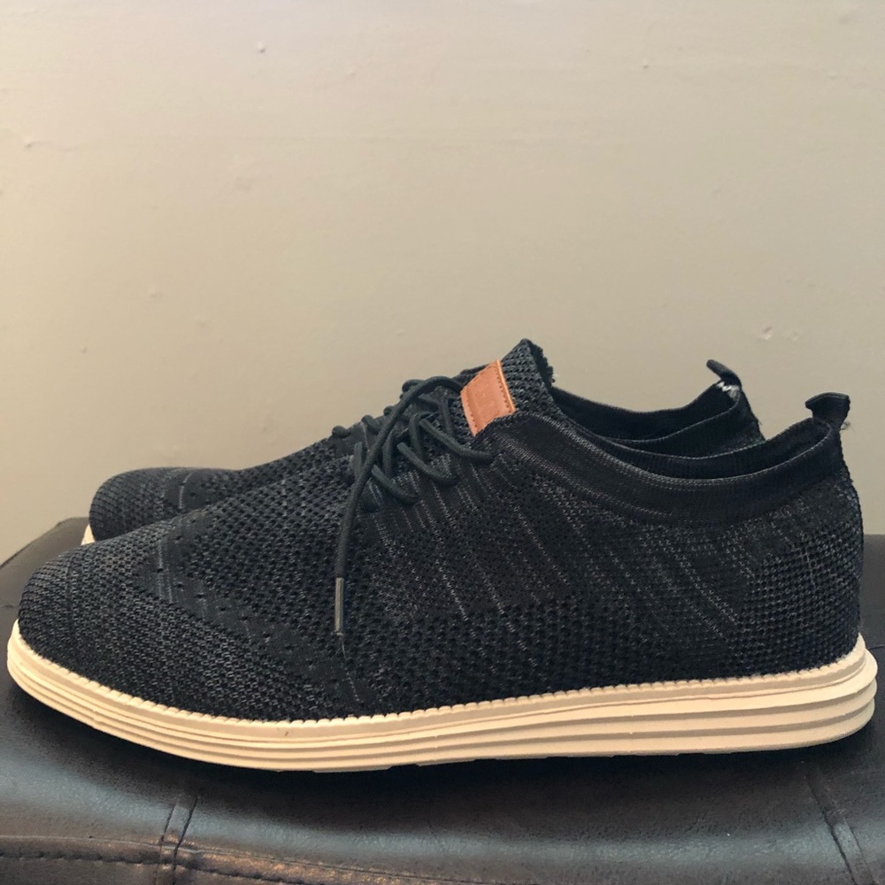 Business casual shoes